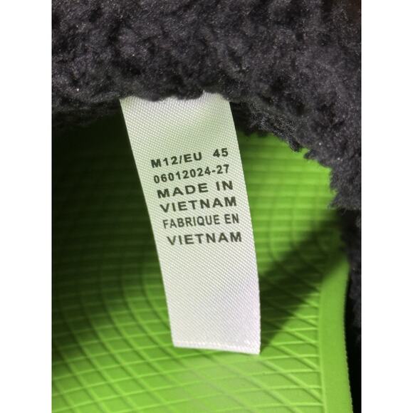 Disney Christmas 2025 Lil Rin Rin Plush Badge Red New
